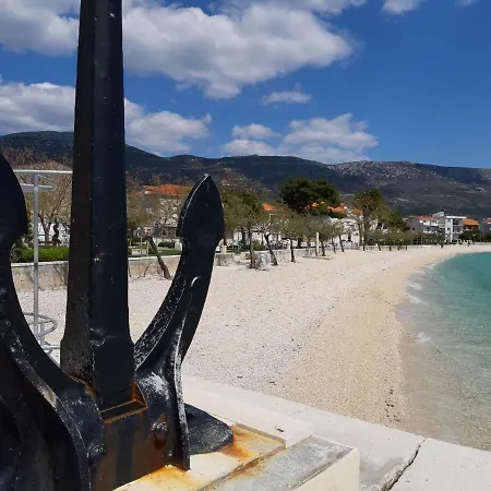 Castle Bay